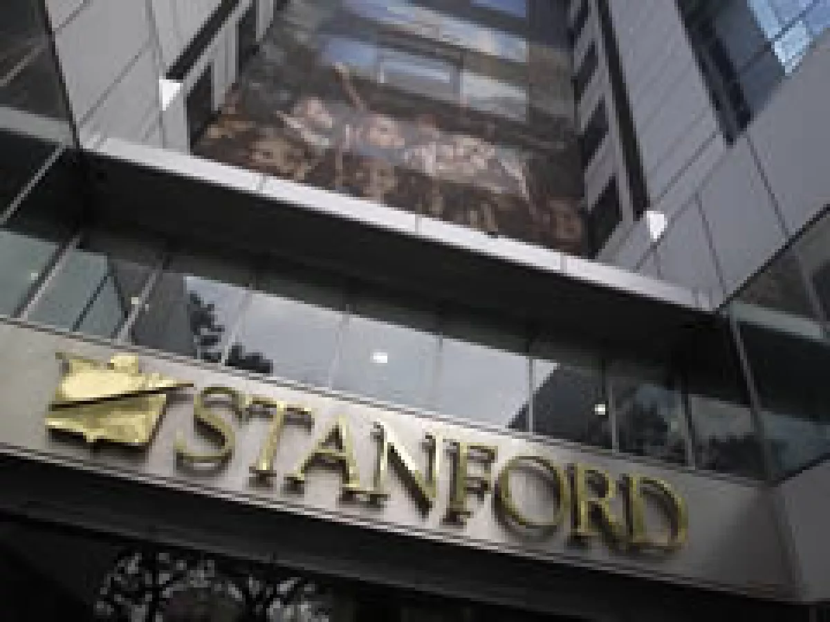 La Comisión de Valores de Estados Unidos acusó el martes a Stanford por un fraude valuado en 8,000 mdd. (Archivo)