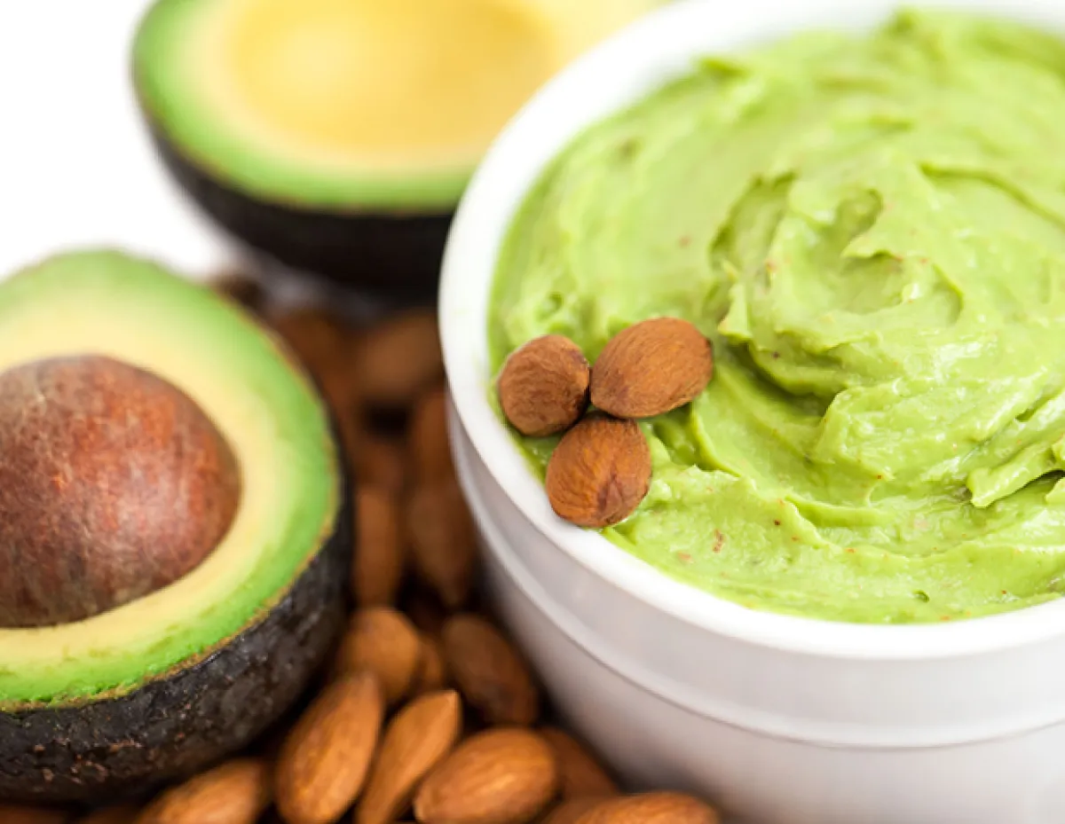 Encuentra magnesio en aguacate y nueces