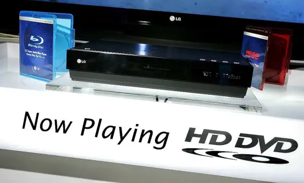 2007 Consumer Electronics Show Showcases Latest Tech Products