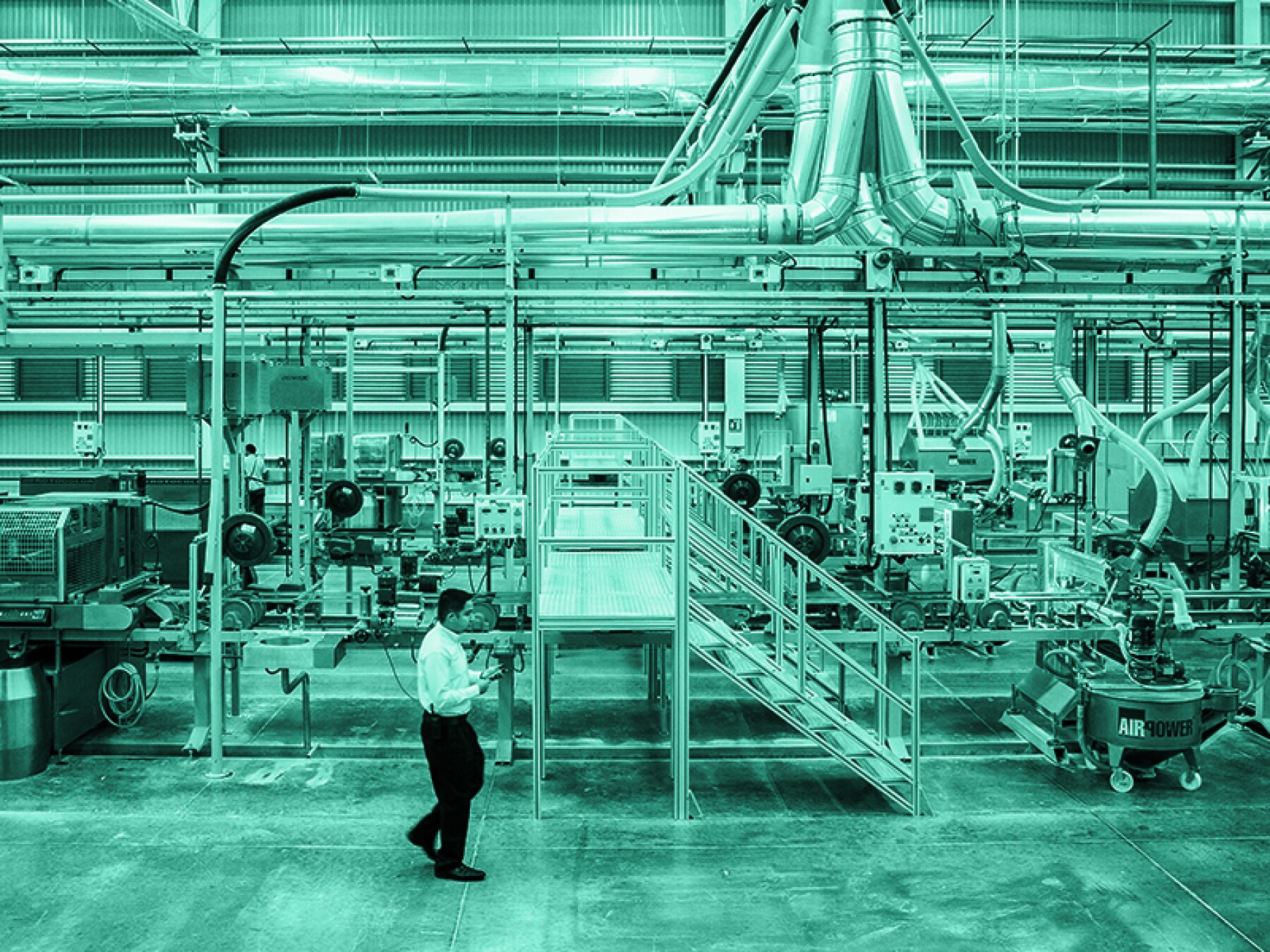 La industria manufacturera de EU se derrumba a niveles de 2009