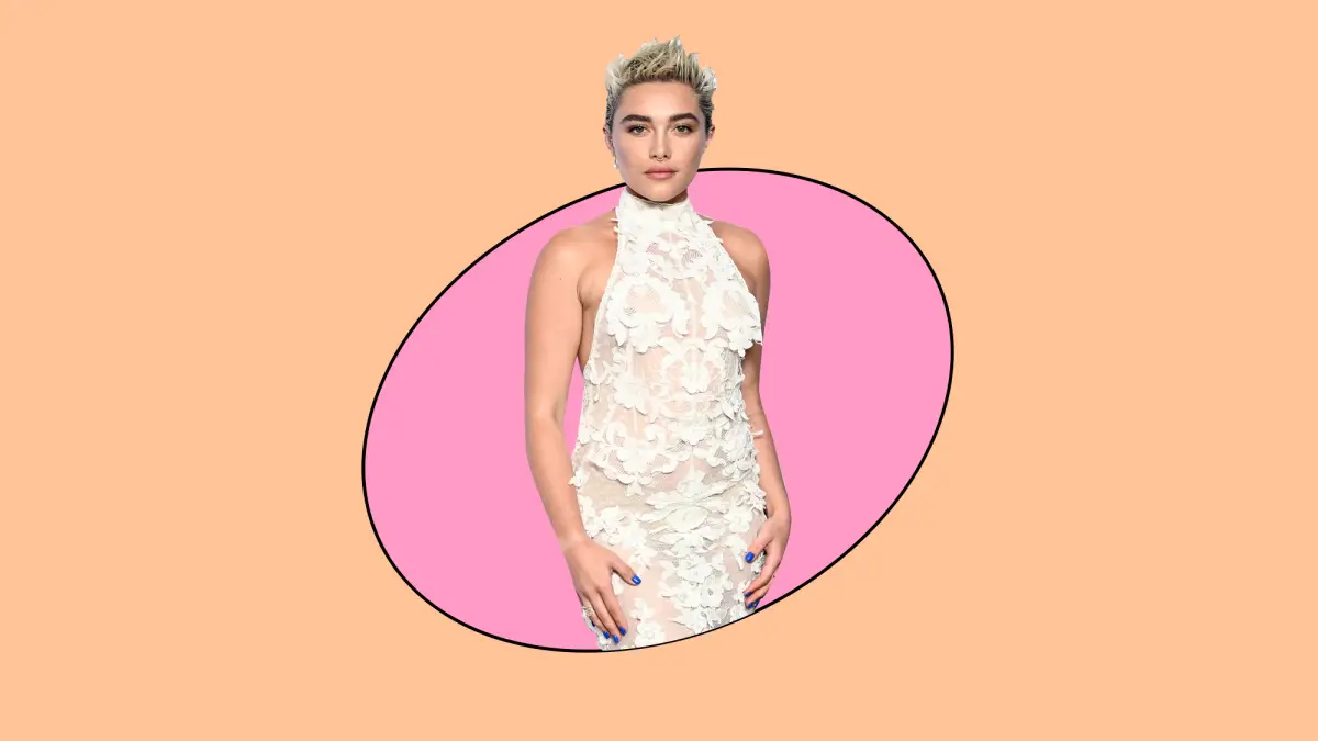 Florence Pugh usa un vestido blanco de encaje para los ELLE Style Awards.