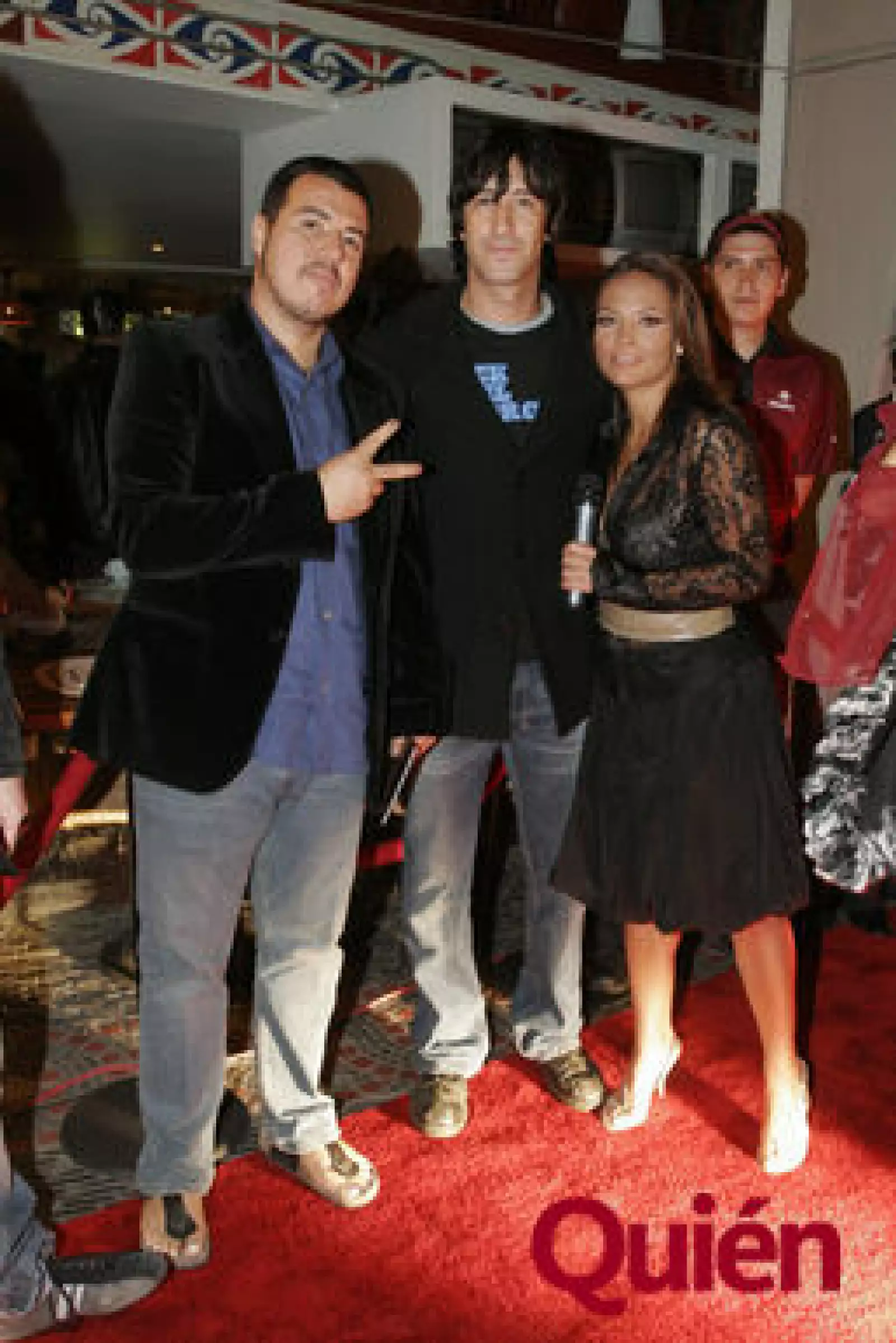 Oscar Uriel, Mondragón, Chema Yazpik, Fabiola Campomanes