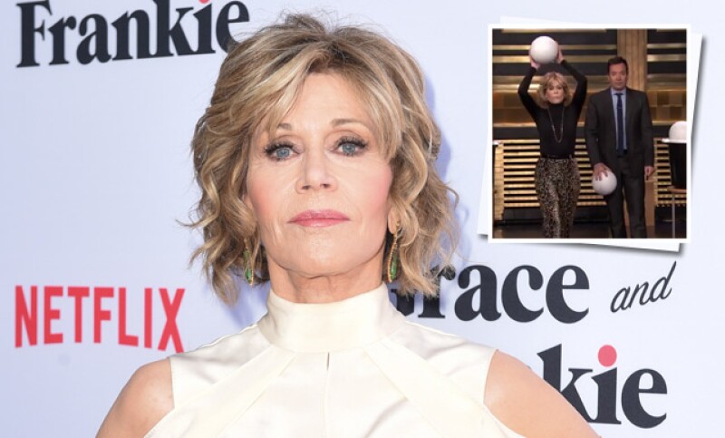 La estella de Grace & Frankie demostró su talento en el juego de cerveza dejando sin palabras a Jimmy Fallon.
