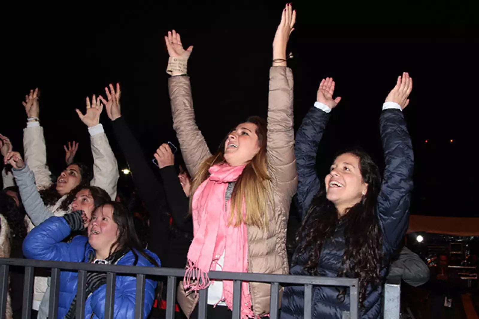 Mariana Mendoza y Regina Monroy