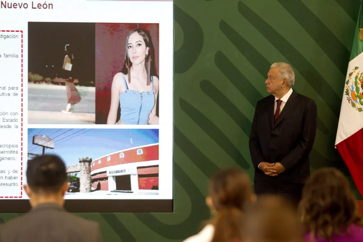 El presidente Andrés Manuel López Obrador acudió a la Séptima Zona Militar donde sostuvo la conferencia mañanera junto al gobernador de Nuevo León; Samuel García y Luis Cresencio Sandoval; secretario de la Defensa Nacional. El mandatario abordó el caso de feminicidio de l joven Debanhi Escobar.