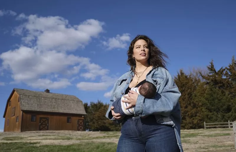 Ashely-Graham-cuerpo-post-parto