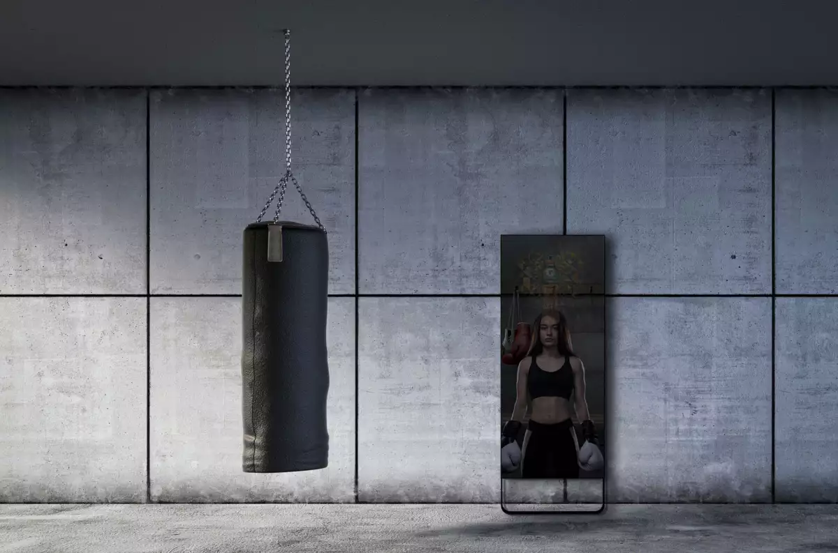 Mirror, el espejo inteligente que te ofrece clases de fitness en directo