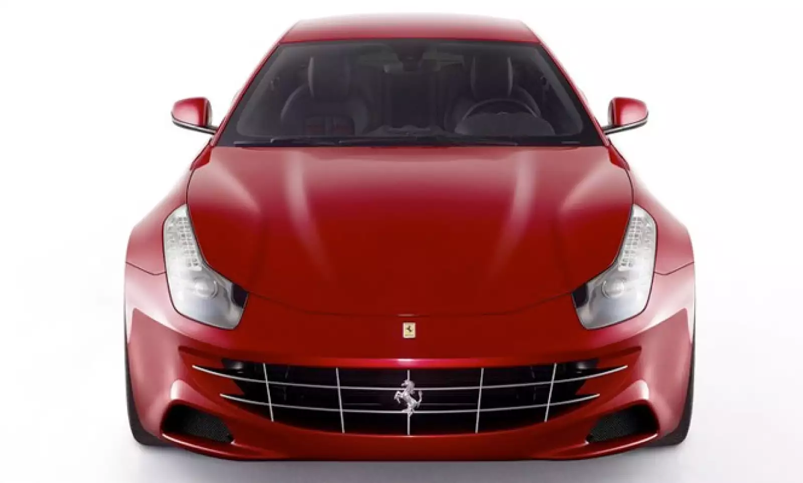 “Este modelo representa la nueva  etapa en la automotriz, nuestros diseños llevados a la máxima expresión”, dice Ferrari a través de su comunicado de prensa