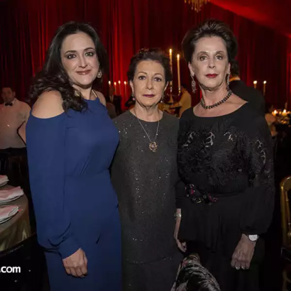 Connie Visoso de Altamirano, Chiquis Rodríguez Peña y Connie Visoso