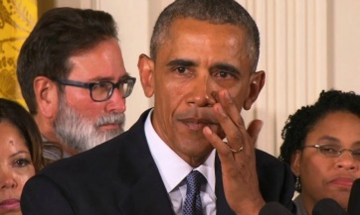 Es la segunda vez que el presidente de EU llora en público al referirse a la matanza de Sandy Hook (Foto: CNN)