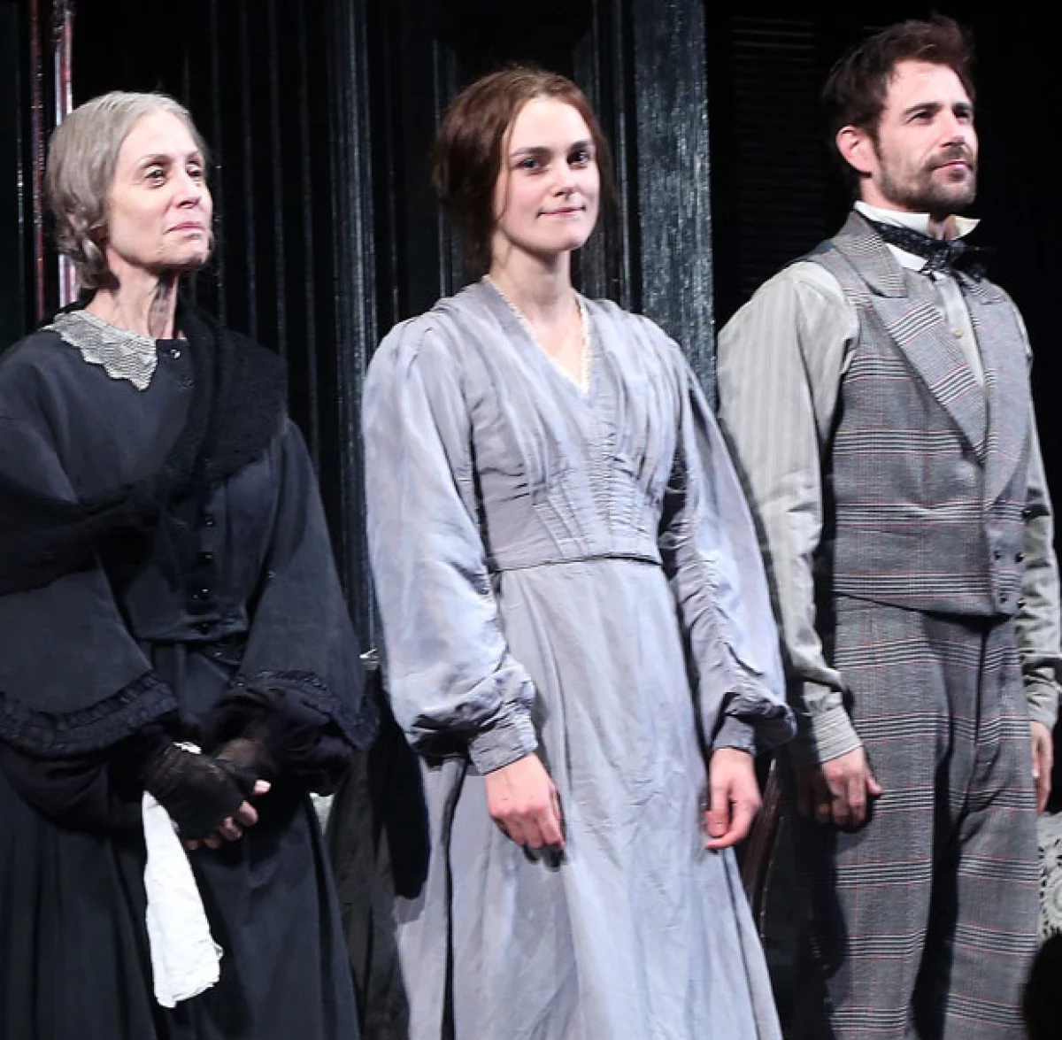 Un miembro del público se levantó y comenzó a declararle a gritos su amor a la actriz, logrando interrumpir la obra de teatro.