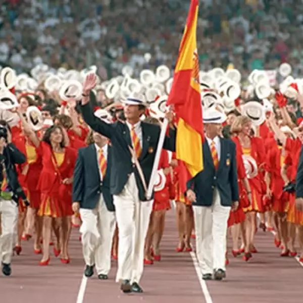 felipe abanderado rey españa