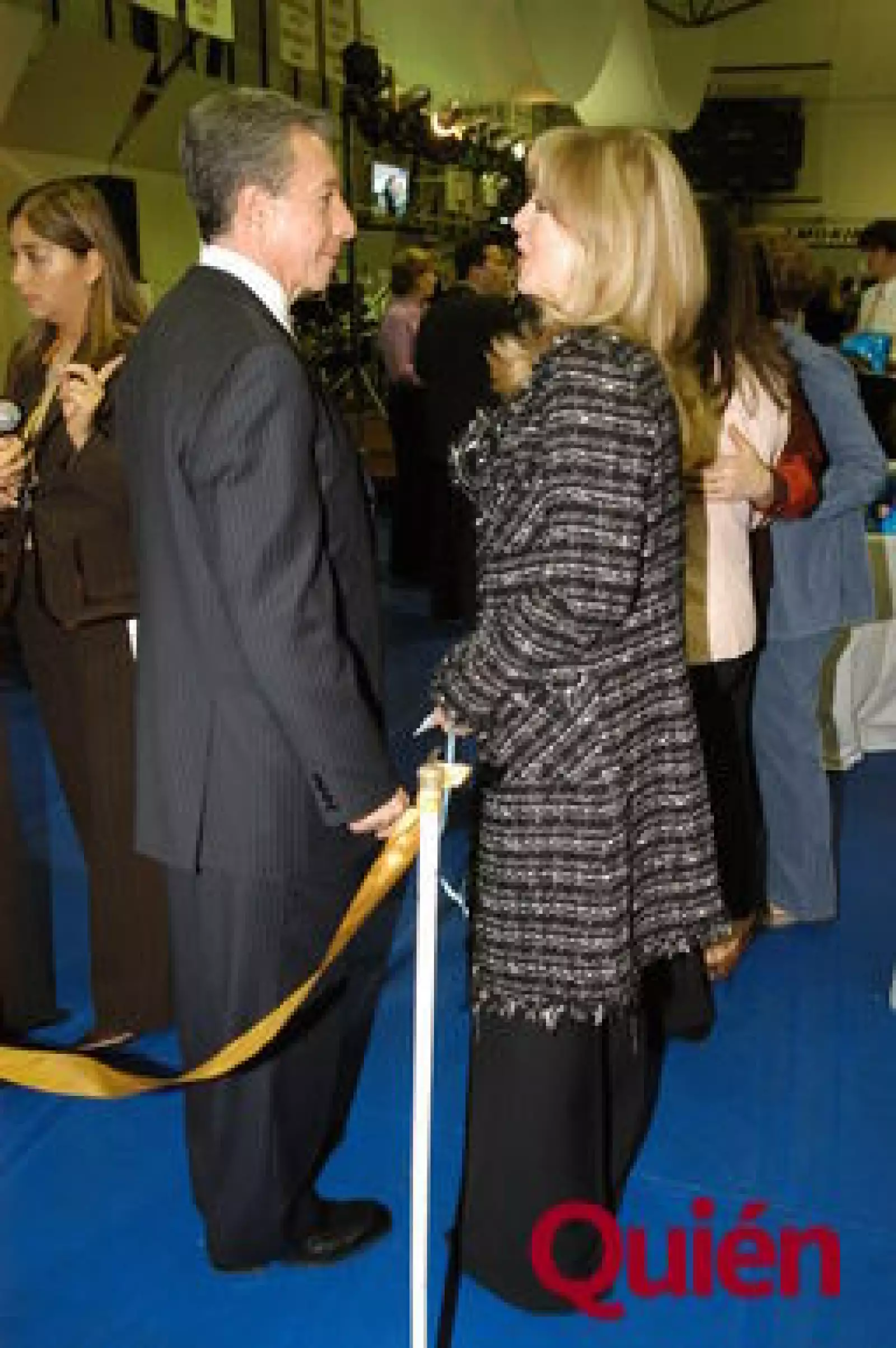 Darío Cortez, Edith González