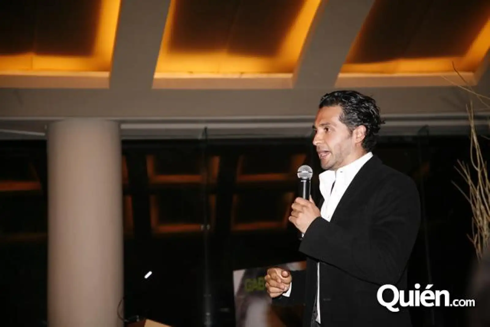 Presentación libro Primero tu