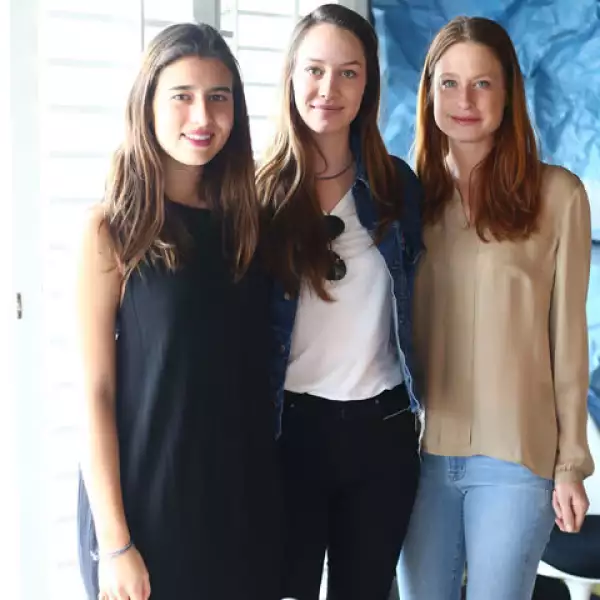 Karla Garza,Molly Keelty y Zélika García