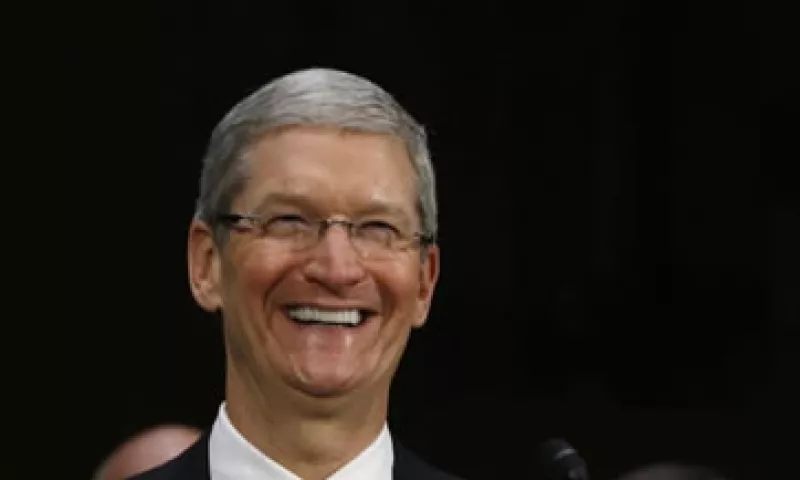 Tim Cook, CEO de Apple, compareció ante el Senado estadounidense tras la divulgación de un informe sobre las prácticas fiscales de la compañía.  (Foto: Reuters)