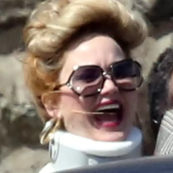 Aquí, durante las grabaciones de American Hustle.
