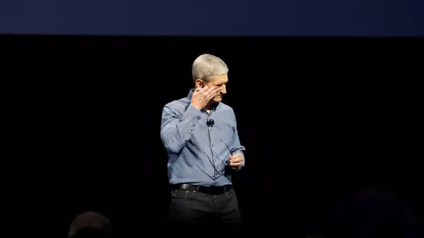 Mercados castigan a Apple