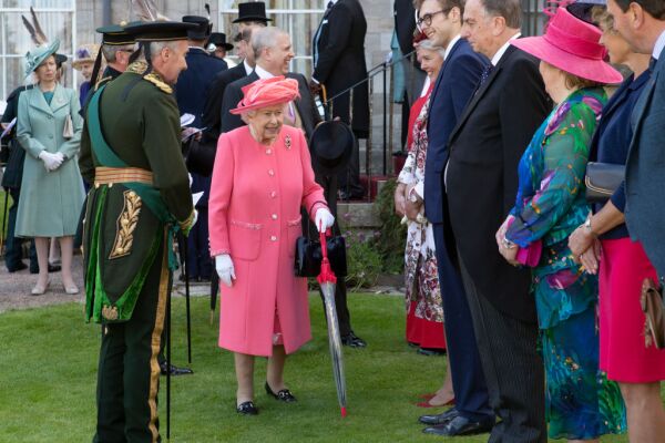 Reina Isabel II