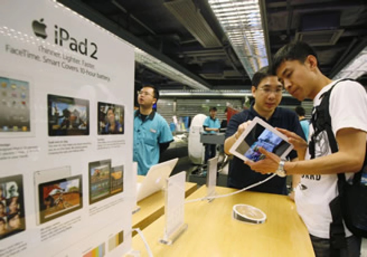Este cambio es lo que la prensa denomina la nueva tienda Apple Store 2.0, donde la iPad será protagonista (Foto: AP)