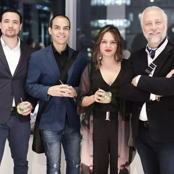 Lanzamiento de Tailored, de Nautica