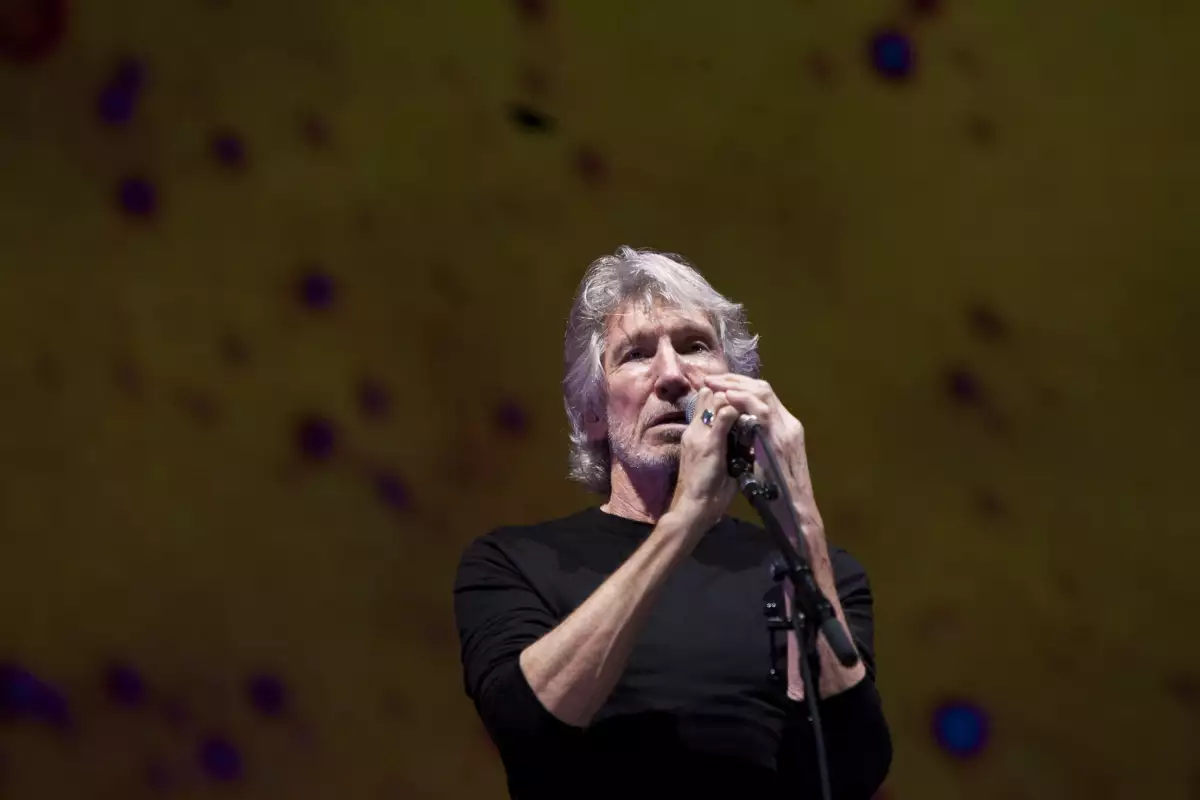 Roger Waters