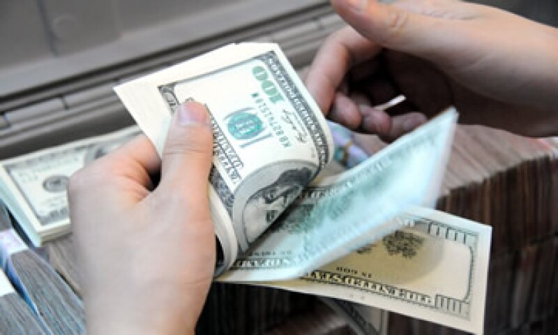 La moneda mexicana registró en noviembre una caída mensual del 3.3% frente al dólar. (Foto: iStock by Getty Images. )