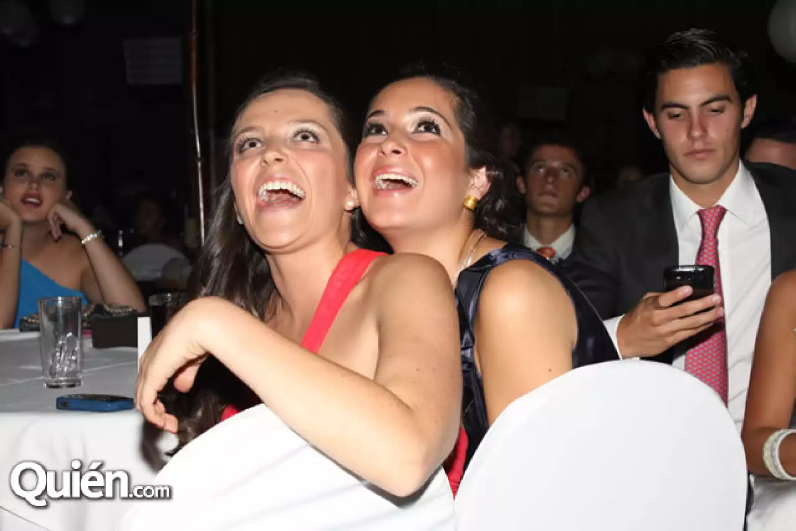 Kattina e Isabel Pérez Salazar