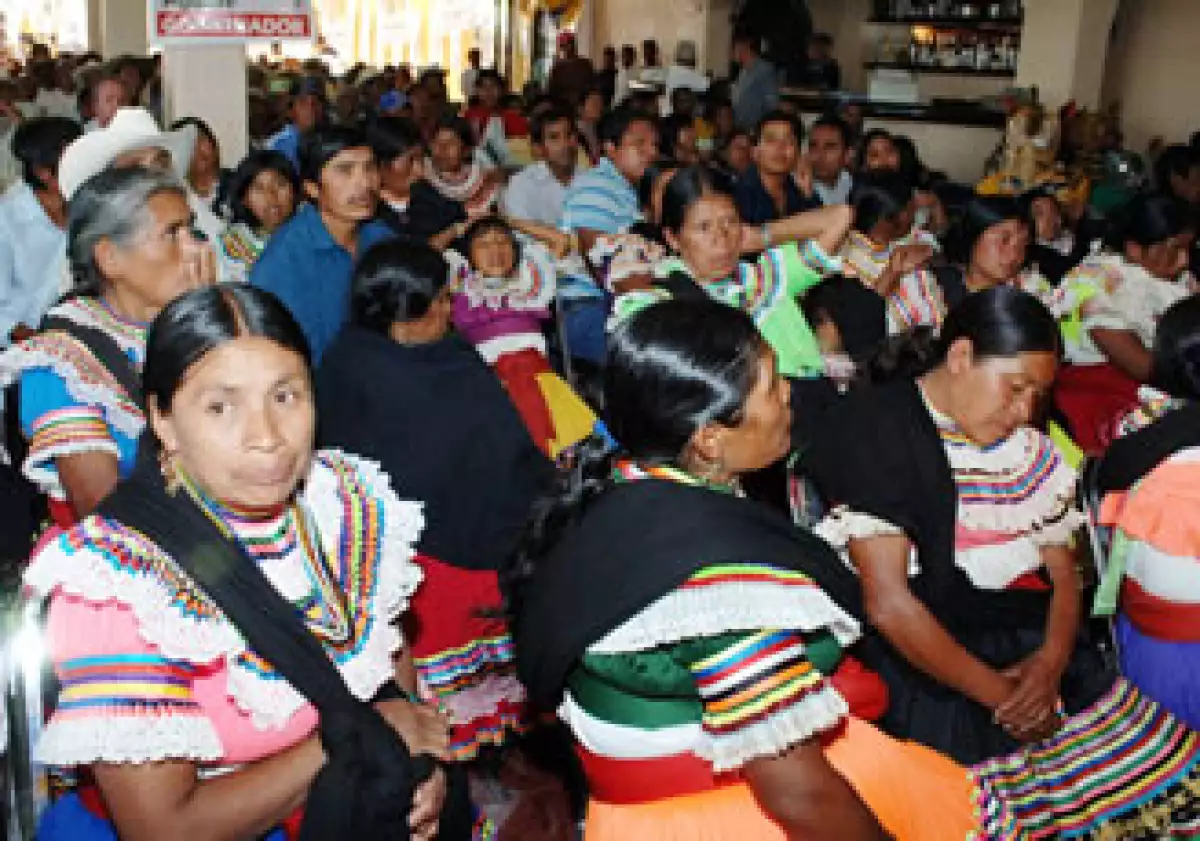 Especialistas denuncian que mujeres indígenas son juzgadas conforme a normas que no conocen y en una lengua que no es la suya. (Foto: Notimex)