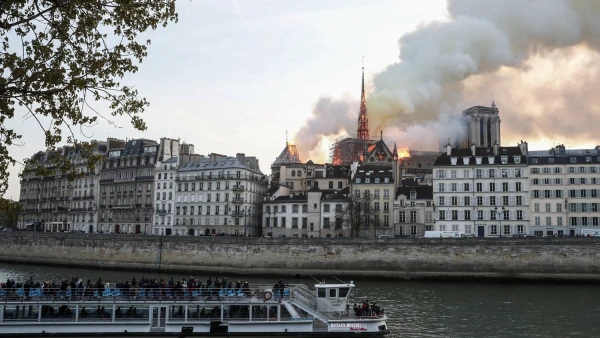 Incendio Notre Dame-10