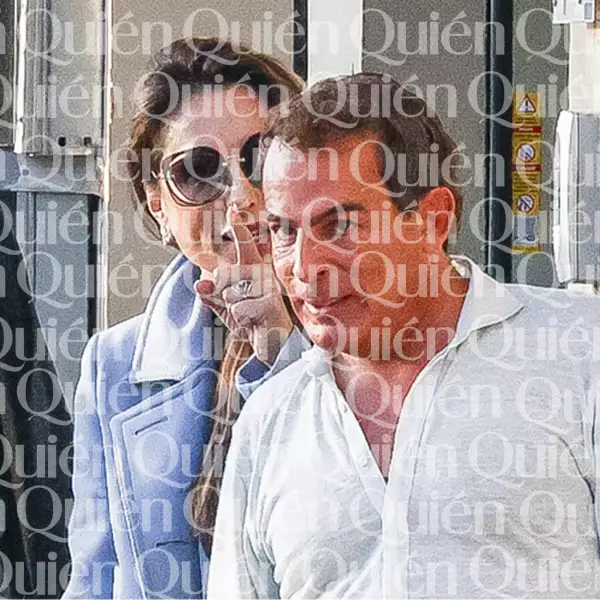 Paloma Cuevas y Eugenio López llegan a la boda de Michelle Salas