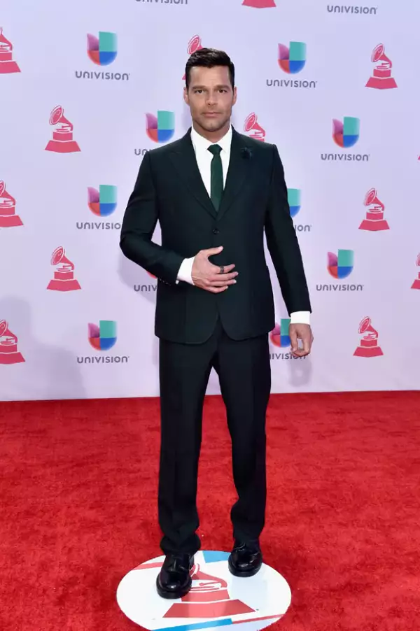 Ricky Martin escribió un tuit en el que decía que Nicholas Ferroni era su profesor crush.