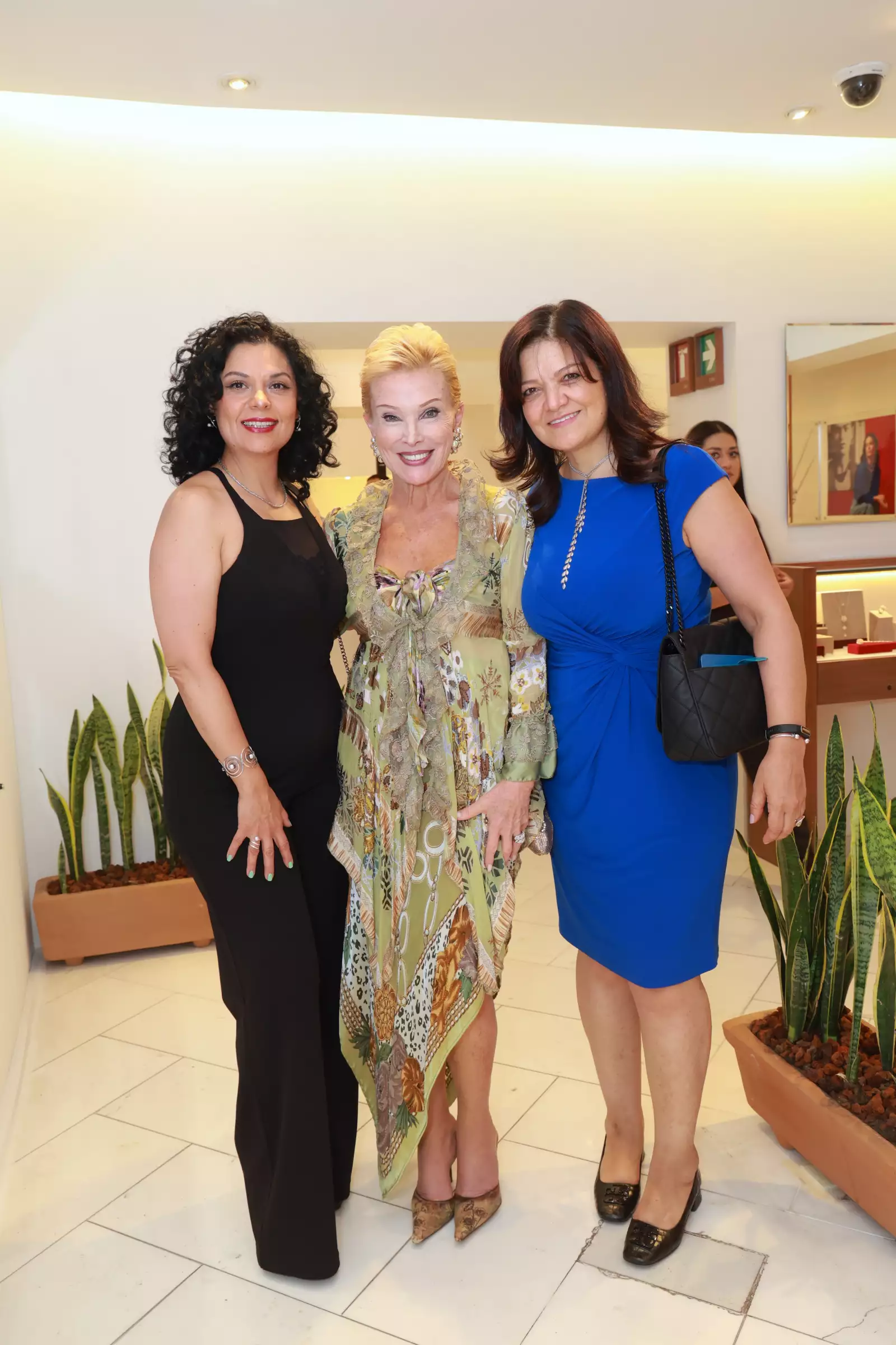 Maribel Tabares , Raquel Bessudo y Olivia Bernal