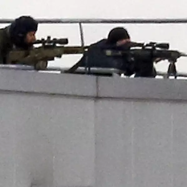 operativo París sospechoso 14