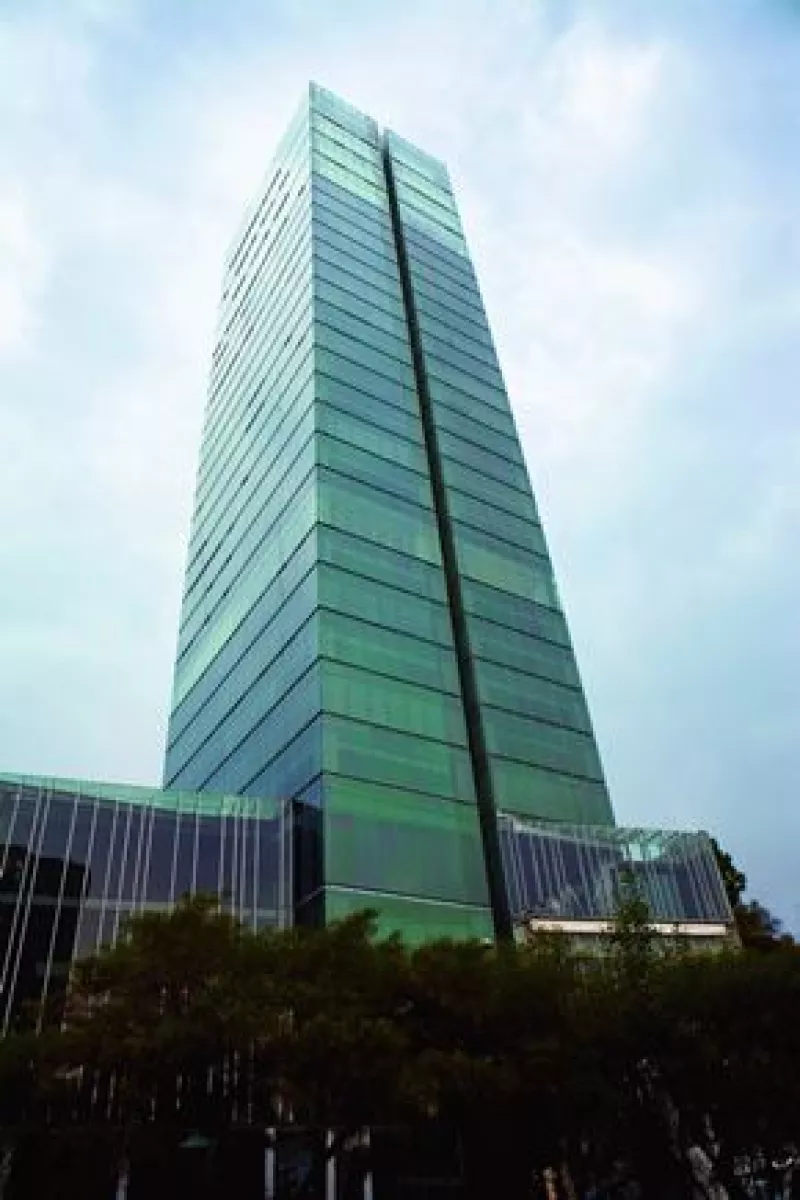 Con el espíritu libre de los sesenta y respetando  la calidad que brinda en todas sus plazas Grupo Hábita, nos presentan Distrito Capital.