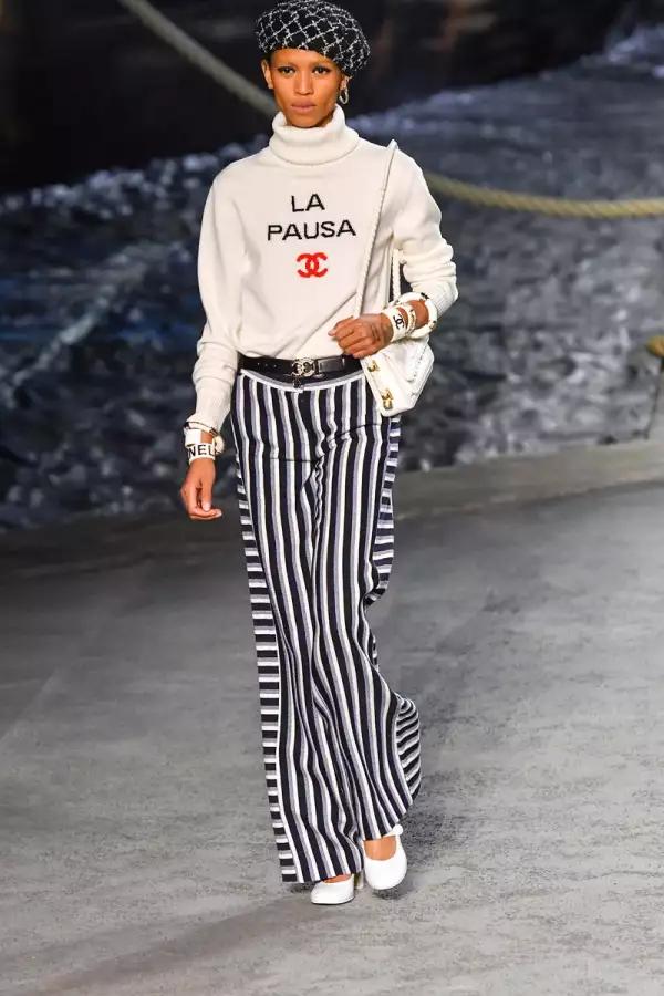 Chanel Cruise 2018/2019 Collection : Runway