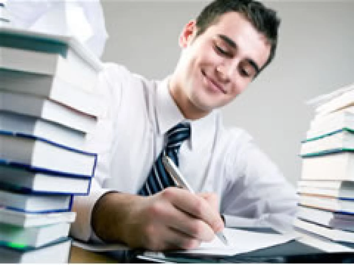 Trata de destacar en tu empleo y mantén una actitud positiva. (Foto: Archivo)