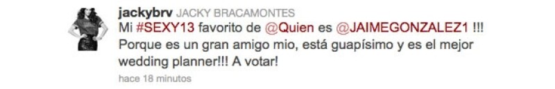 Jacky Bracamontes apoya a Jaime González.