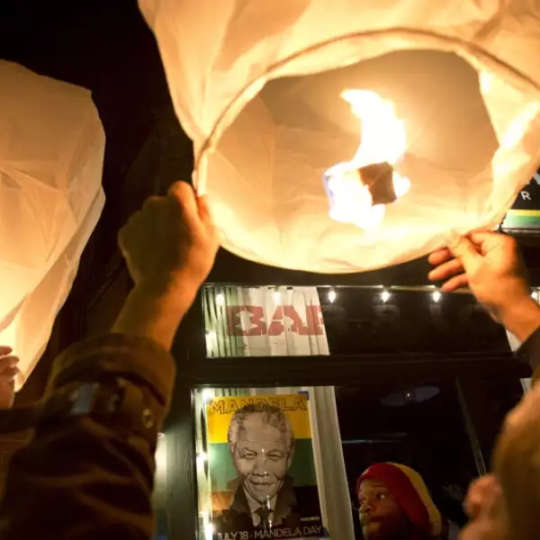 Nueva York gente despide Mandela