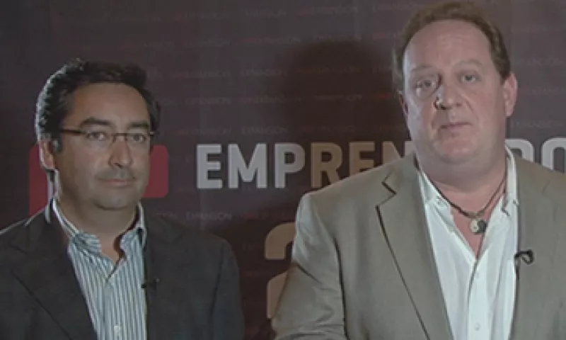 Sergio Fonseca, fundador de Bizcovery, y Marcus Dantus, director de Wayra, dos de los integrantes del jurado en la categoría Menos de 3 años. (Foto: Especial)