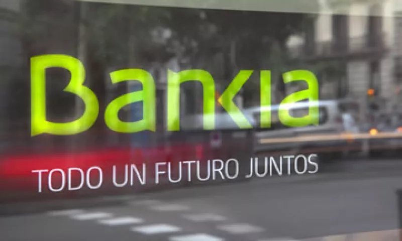 El banco, afectado por el estallido de la burbuja inmobiliaria, rozó la quiebra en 2012. (Foto: AFP )