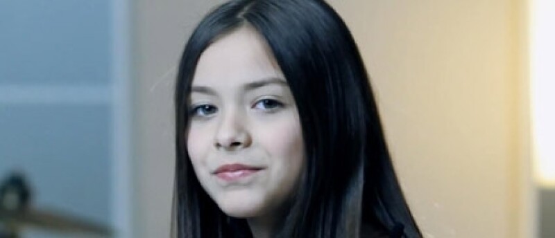 Angie es la voz de Vazquez Sounds