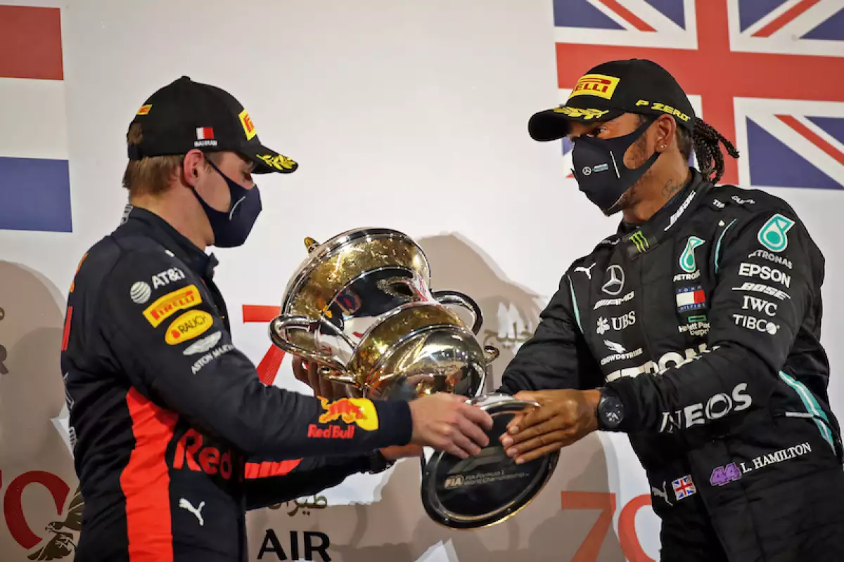 AUTO-PRIX-F1-BAHRAIN-PODIUM