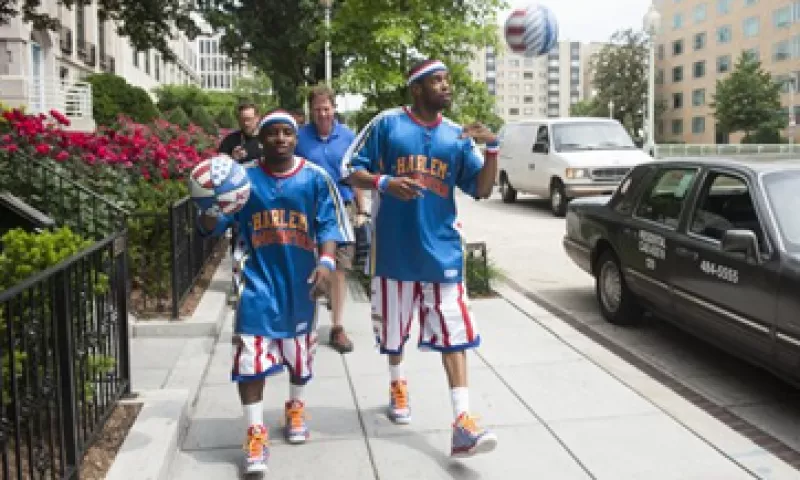 Los Globetrotters son famosos por los espectáculos de básquetbol que realizan en todo el mundo (Foto: AP)