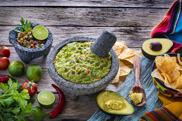 Guacamole tricolor
