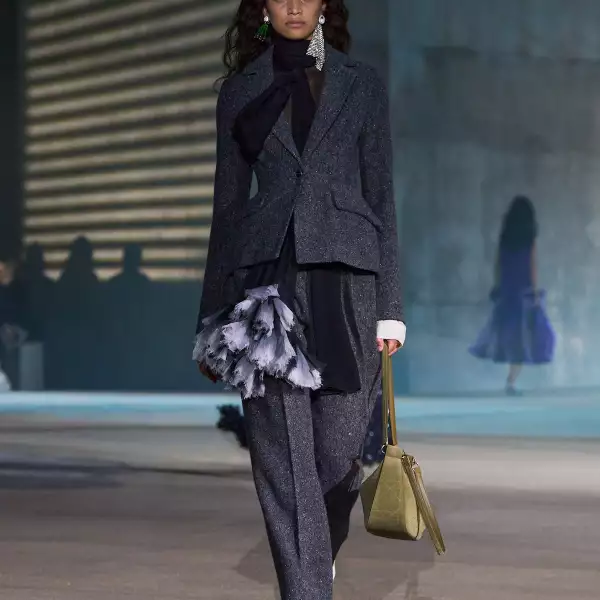 Dior Resort PO S27 015.jpg