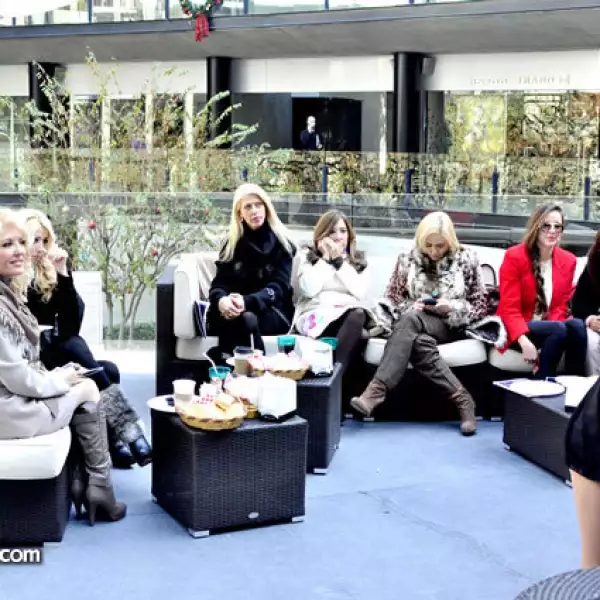 Brunch Truck Fleurs D´HIVER by Alejandro Carlín