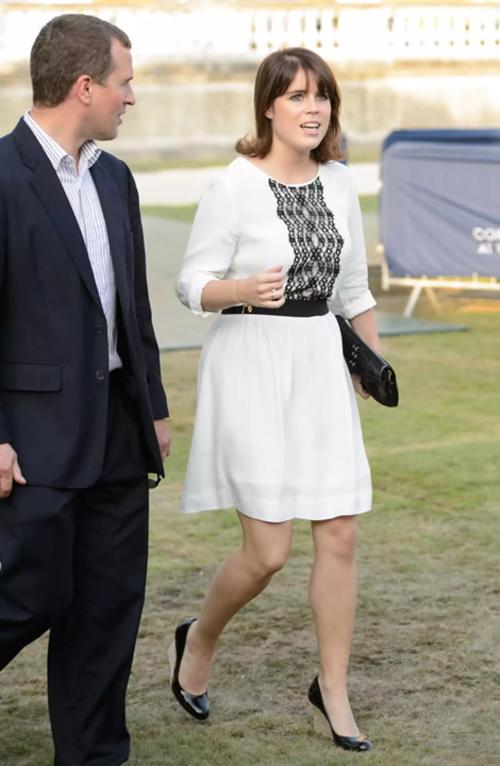 Pero el príncipe Carlos, Camila y la reina Isabel II no fueron los únicos presentes en la celebración del 60 aniversario de la coronación de la reina. Aquí su nieta la princesa Eugenia.