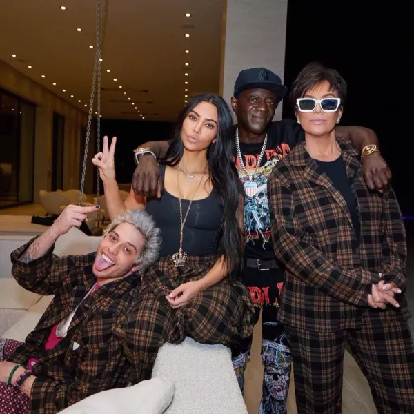 flavorflavofficial_258736052_110357444800666_8164786108824311914_n.jpg