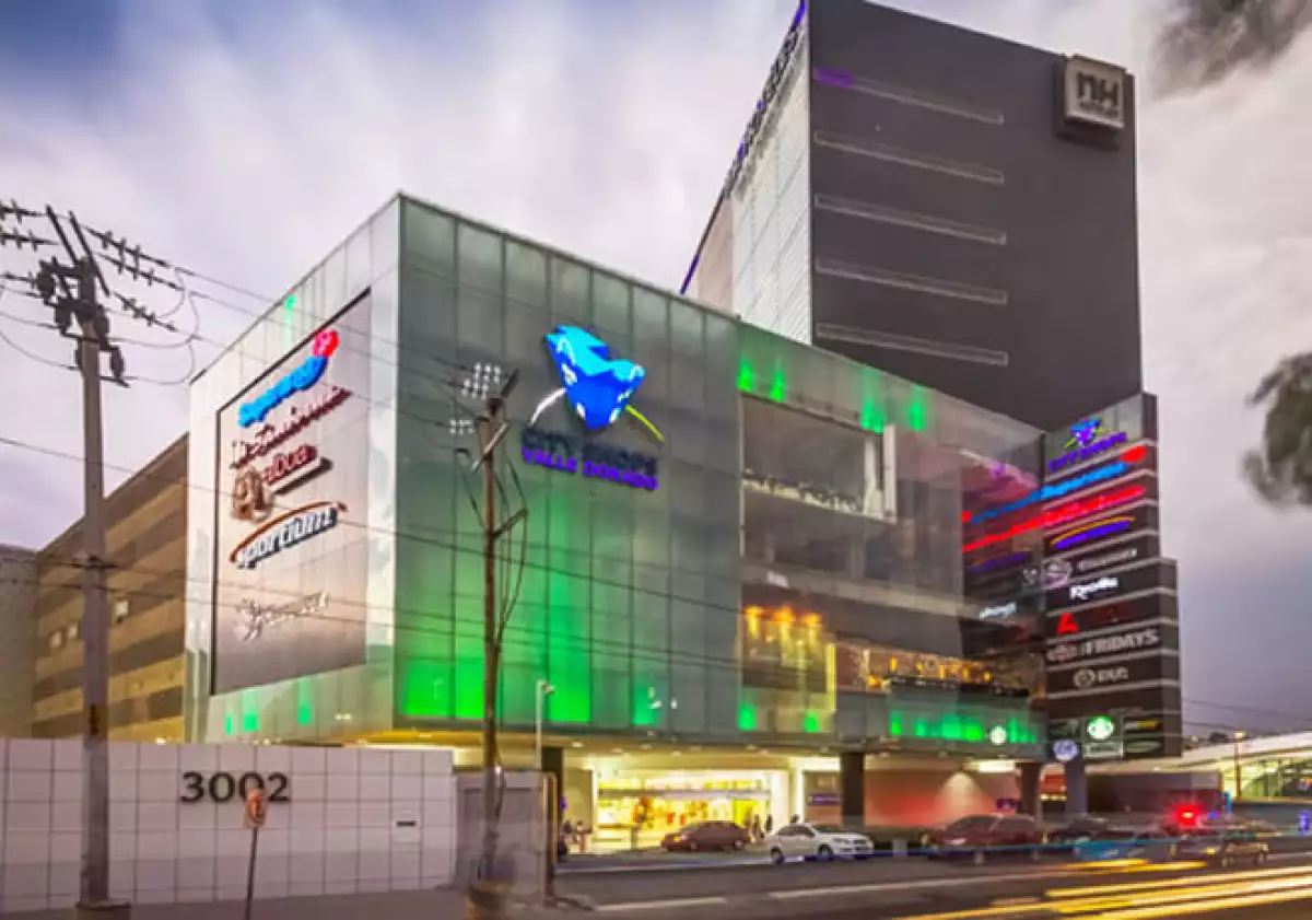 Fibra Macquarie Comercial